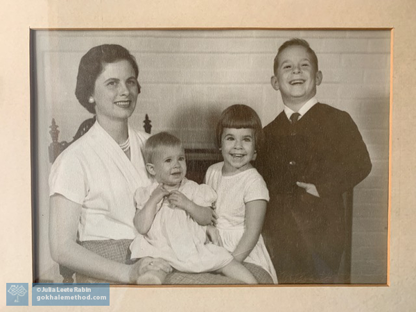 Julia Rabin with her mother and siblings.