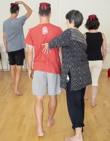 Esther teaching with the Gokhale™ Head Cushion