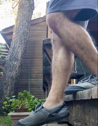 The feet can land well when the legs and body also have healthy posture.